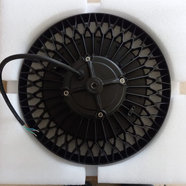 UFO LED High Bay Light 150W - Imagen 3